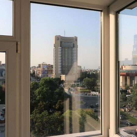 Serenity Heights Apartment: A Panoramic Haven Near Old Town - Free Minibar Bucureşti Ngoại thất bức ảnh