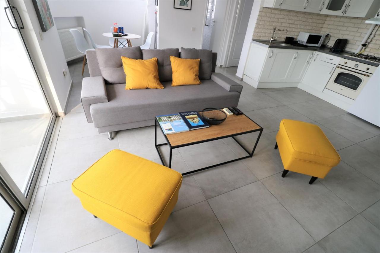 Serenity Heights Apartment: A Panoramic Haven Near Old Town - Free Minibar Bucureşti Ngoại thất bức ảnh