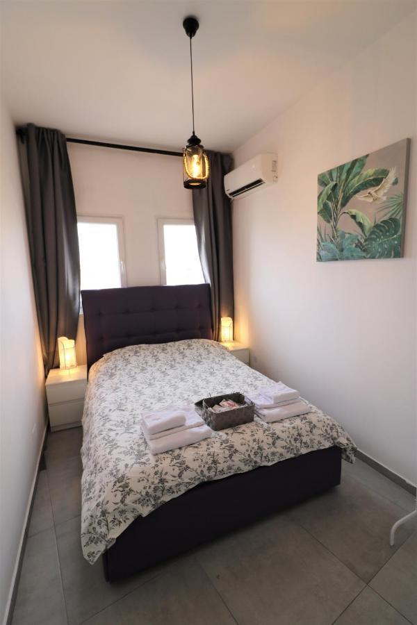 Serenity Heights Apartment: A Panoramic Haven Near Old Town - Free Minibar Bucureşti Ngoại thất bức ảnh