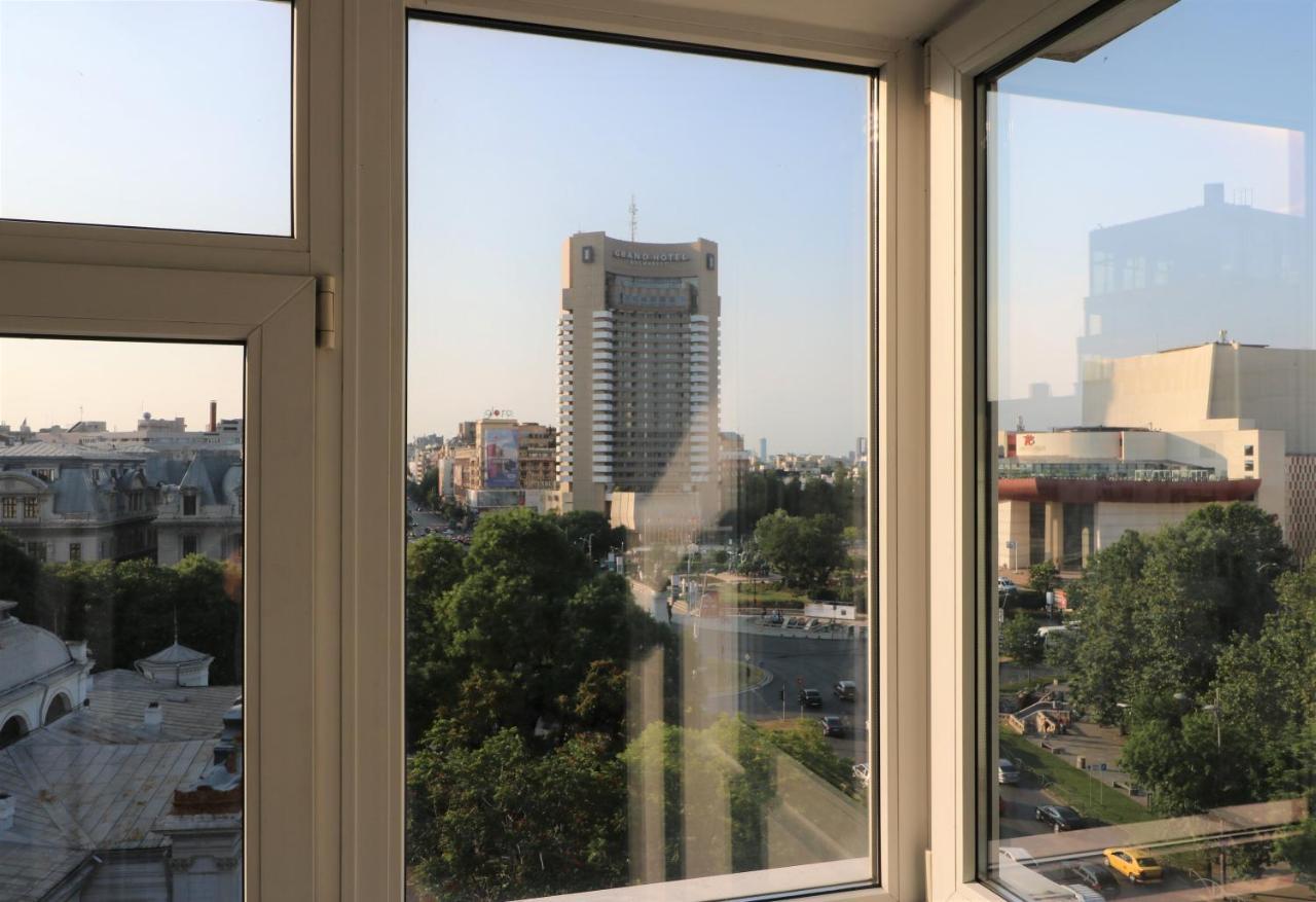 Serenity Heights Apartment: A Panoramic Haven Near Old Town - Free Minibar Bucureşti Ngoại thất bức ảnh